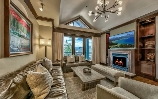 photo 5 of Must See Luxury Vacation  - Sleeps 10 4 Bedroom Condo by RedAwning