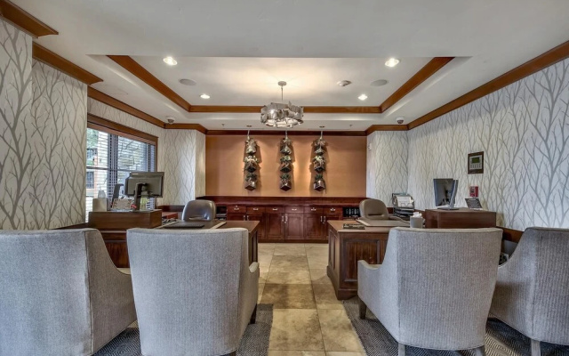 photo 2 of Huge 3 Bedroom  At Northstar | Sleeps 10 Condo by RedAwning