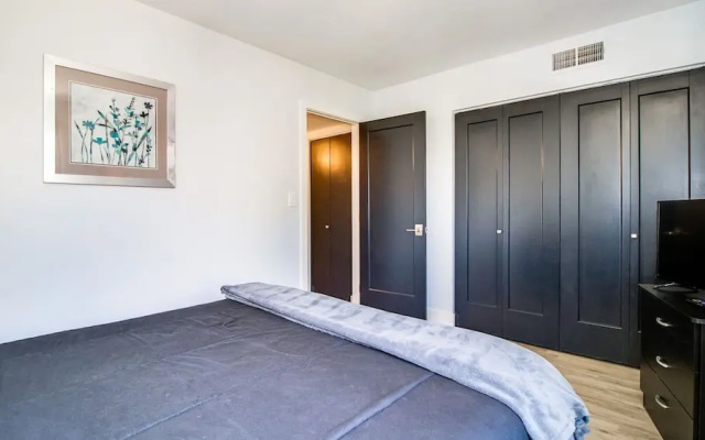 photo 4 of Contemporary Condo in Hub of Old Town Scottsdale!