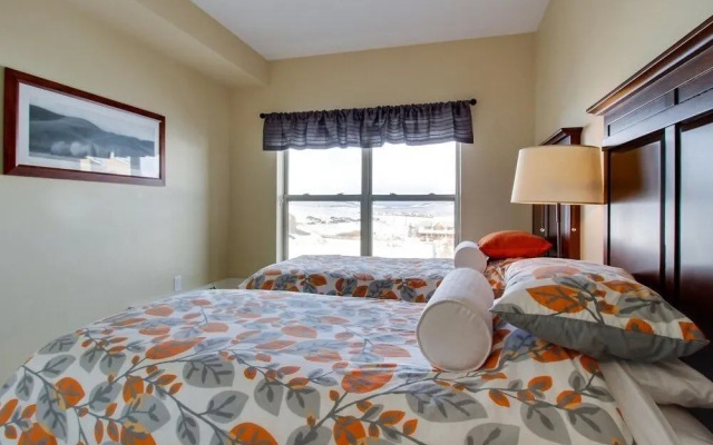 photo 5 of Contemporary Slopeside Condo