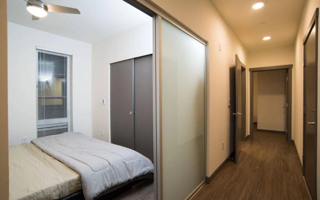 photo 5 of Contemporary Suites near Pioneer Square