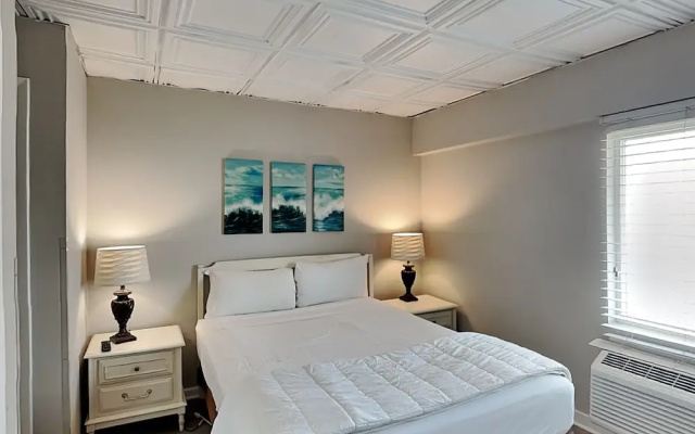 photo 2 of Continental Condominiums II by Resort Collection