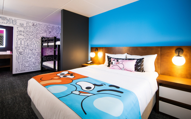 photo 2 of Dutch Wonderland Inn