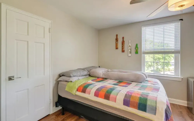 photo 4 of Convenient Arlington Condo ~ 4 Mi to National Mall