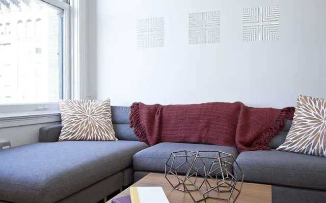 photo 5 of Cool 2BR in the Chicago Loop by Sonder