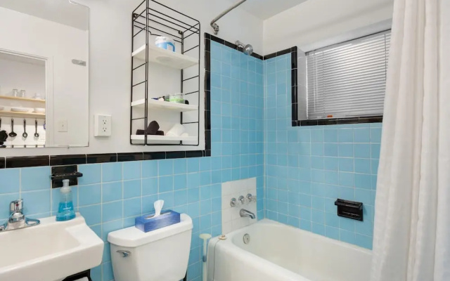 photo 4 of CCI Great Value Serviced Studio in Quiet Neighborhood