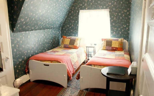 photo 5 of Coolidge Corner Guest House