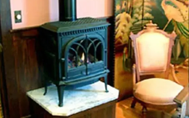 photo 5 of Cooperage Inn