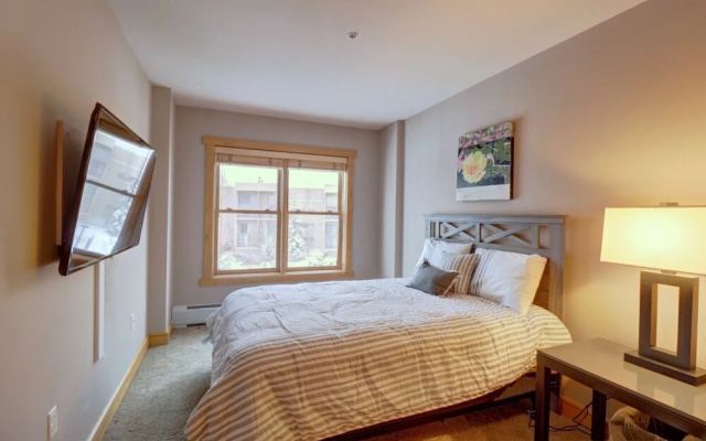 photo 4 of Copper Springs Condo with Panoramic Mountain Views - CS331 by Redawning