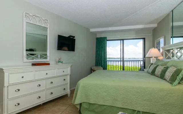 photo 4 of Coquina Moorings 106