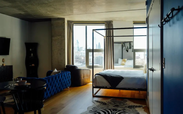 photo 4 of Coral Homes - Designer Penthouse in Old City - "Cool Jazz" Suite