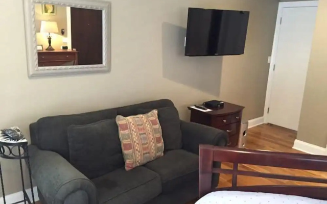 photo 3 of Coral Reef Guesthouse