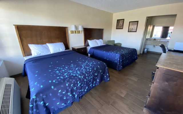 photo 3 of Coral Roc Motel