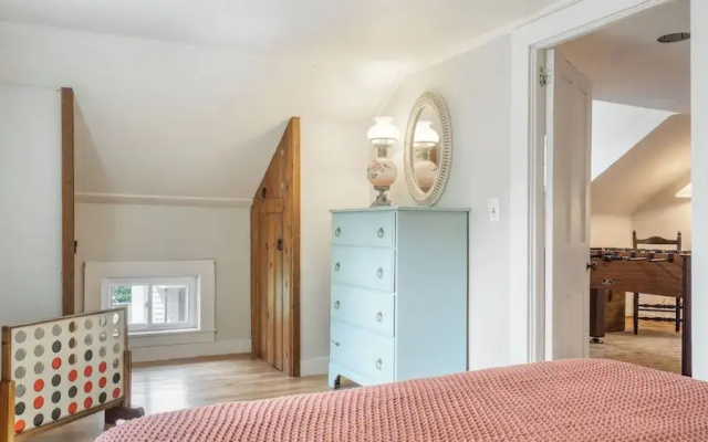 photo 5 of Cordelia by Avantstay Amazing Backyard, 10mins From Stockbridge!