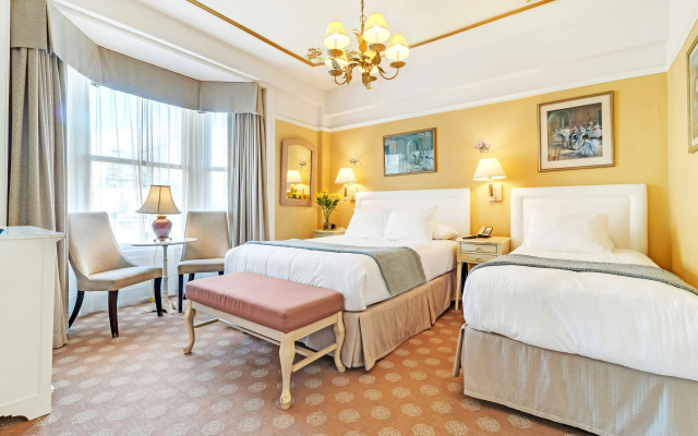 photo 5 of Cornell Hotel