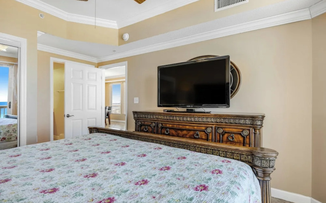 photo 2 of Corner Unit Right on the Sand, 2 Lagoon-style Pools, Spectacular Views