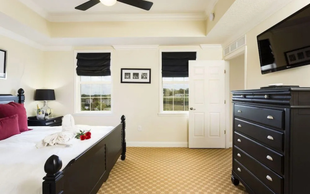 photo 3 of Corner Unit Terraces 3 Br condo by RedAwning