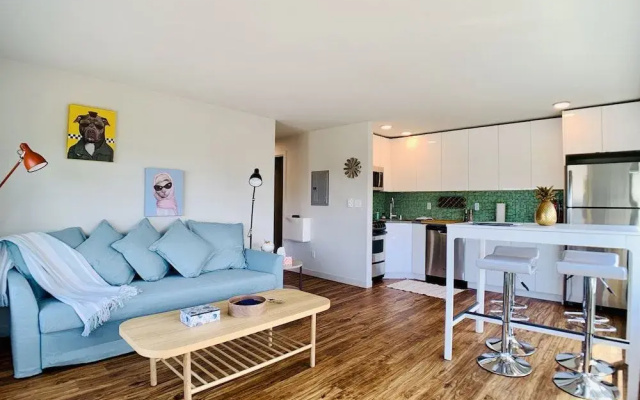 photo 2 of Corner Unit with Panoramic Views