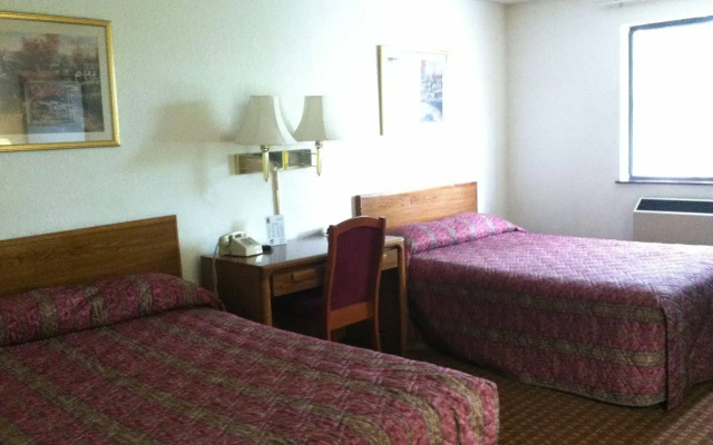 photo 5 of Corning Inn