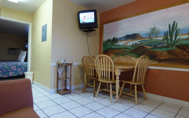 photo 4 of Coronada Inn and Suites