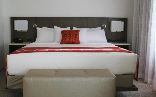 photo 3 of Corporate Inn Sunnyvale