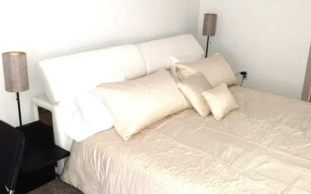 photo 3 of Corporate Suites - Walk to Famous Venice Beach Boardwalk