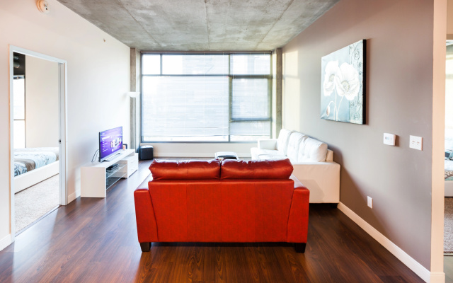photo 2 of Corporate Suites in Downtown LA near Staples Center Apartments