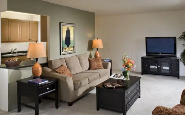 photo 3 of Corporate Suites Network - 233 E. Wacker