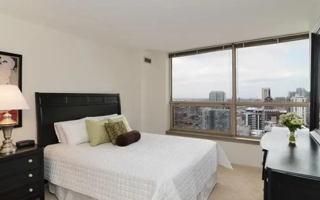 photo 2 of Corporate Suites Network - 555 W. Madison