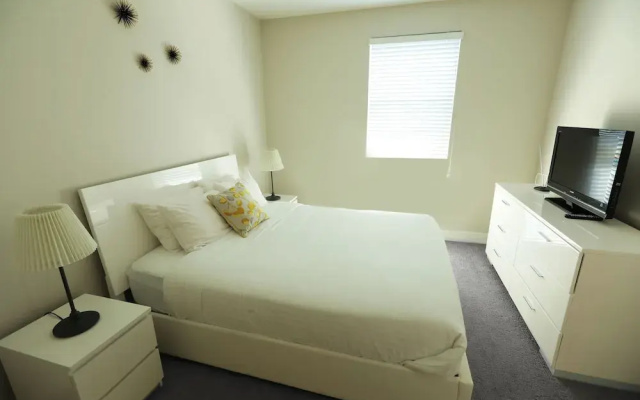 photo 3 of Cosmopolitan Suites