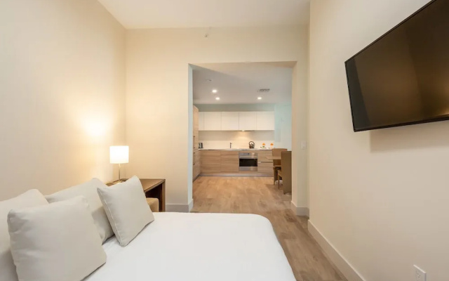 photo 3 of Costa Hollywood Condos by Ammos VR