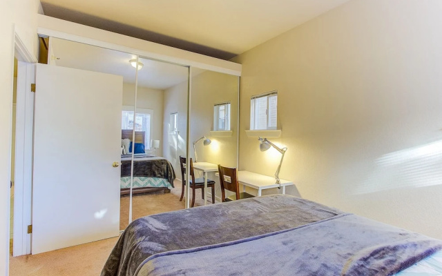 photo 4 of Cosy Berkeley Apartments Across UC Berkeley #121
