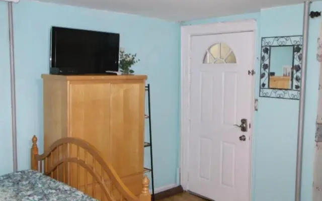 photo 3 of Cottage Feel Ground Floor Studio