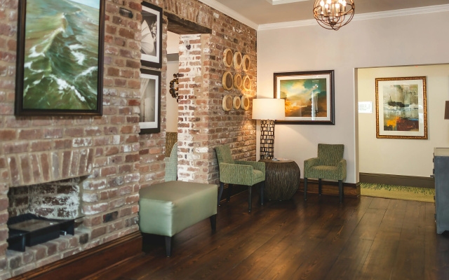 photo 2 of The Cotton Sail Hotel, Tapestry Collection By Hilton