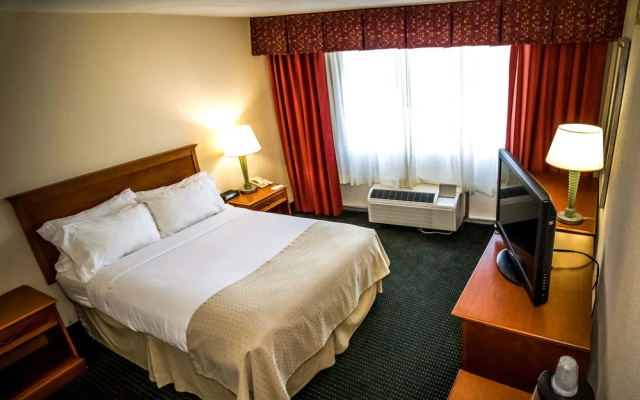 photo 3 of Best Western Premier Airport/Expo Center Hotel