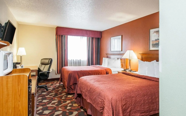 photo 5 of Quality Inn & Suites Kansas City I-435N Near Sports Complex