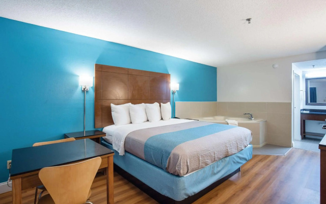photo 3 of Motel 6 Albany, GA