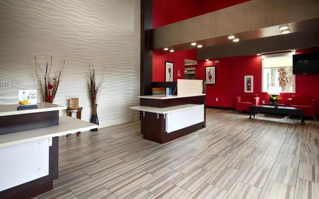 photo 2 of Best Western Plus Hardeeville Inn & Suites