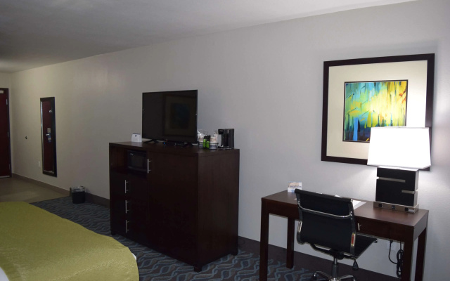 photo 5 of Best Western Plus Hardeeville Inn & Suites