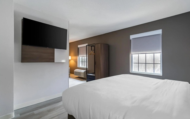 photo 5 of Comfort Inn & Suites Lexington South