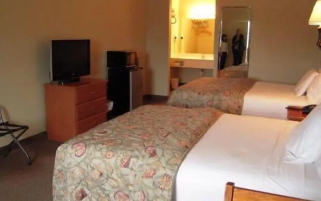 photo 5 of Country Hearth Inn and Suites - Piedmont