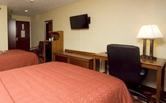 photo 3 of Country Hearth Inn & Suites Kansas City