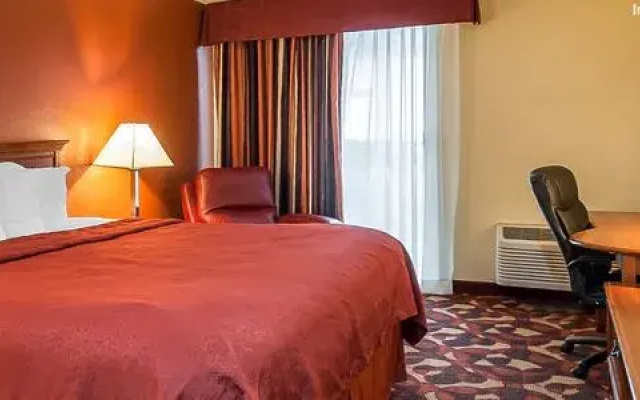 photo 5 of Country Hearth Inn & Suites Kansas City