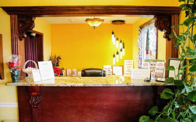 photo 2 of Country Hearth Inn & Suites Union City