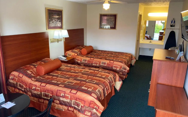 photo 4 of Country Hearth Inn & Suites Union City