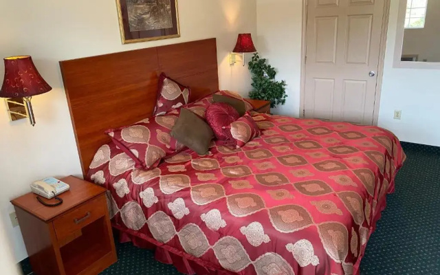 photo 5 of Country Hearth Inn-Union City