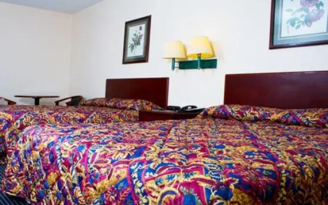 photo 4 of Country Hearth Inn-Union City