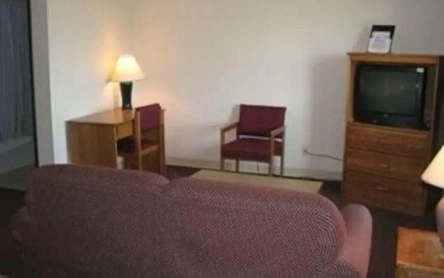 photo 2 of Country Home Inn