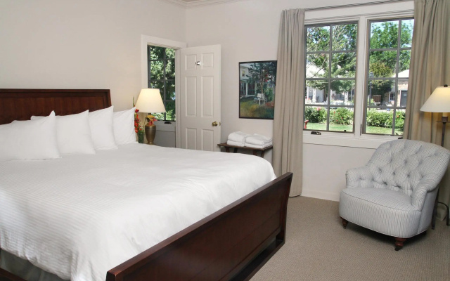 photo 4 of Wine Country Inn