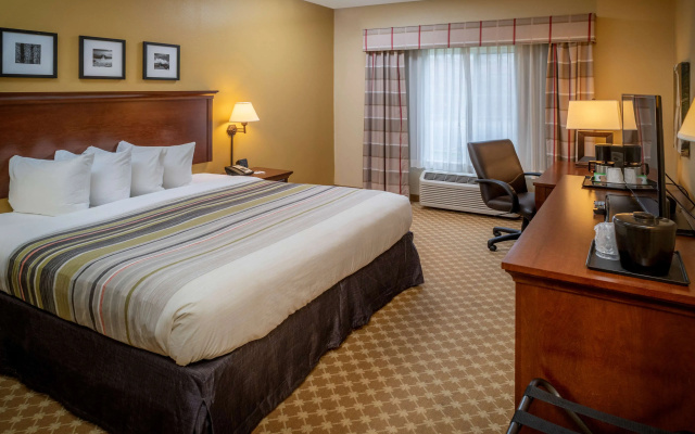 photo 3 of Country Inn & Suites by Radisson, Charleston South, WV